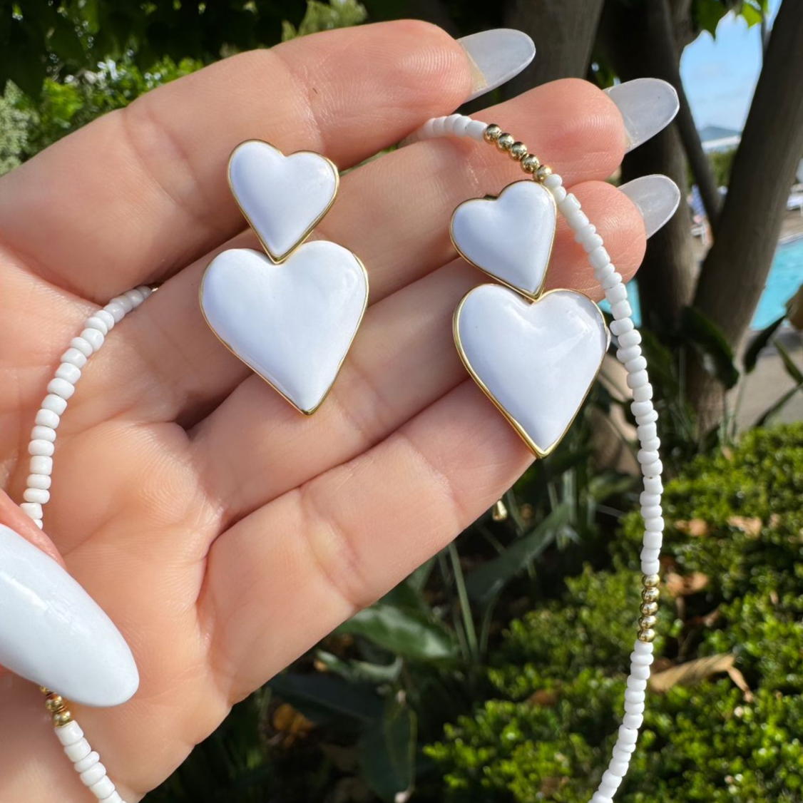 Earrings white hearts